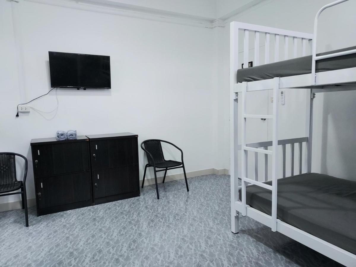 Room79 Phuket Esterno foto
